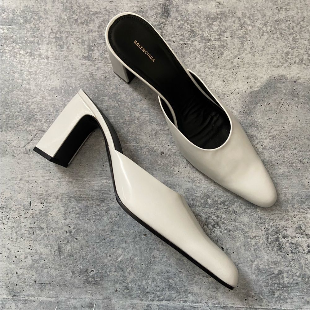 Balenciaga White Leather Mules 40